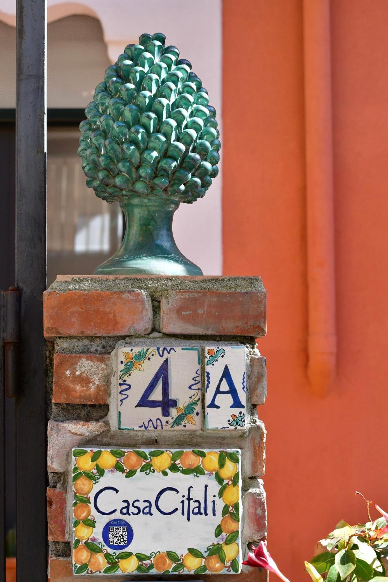 Casa Cifali Guest house 2*